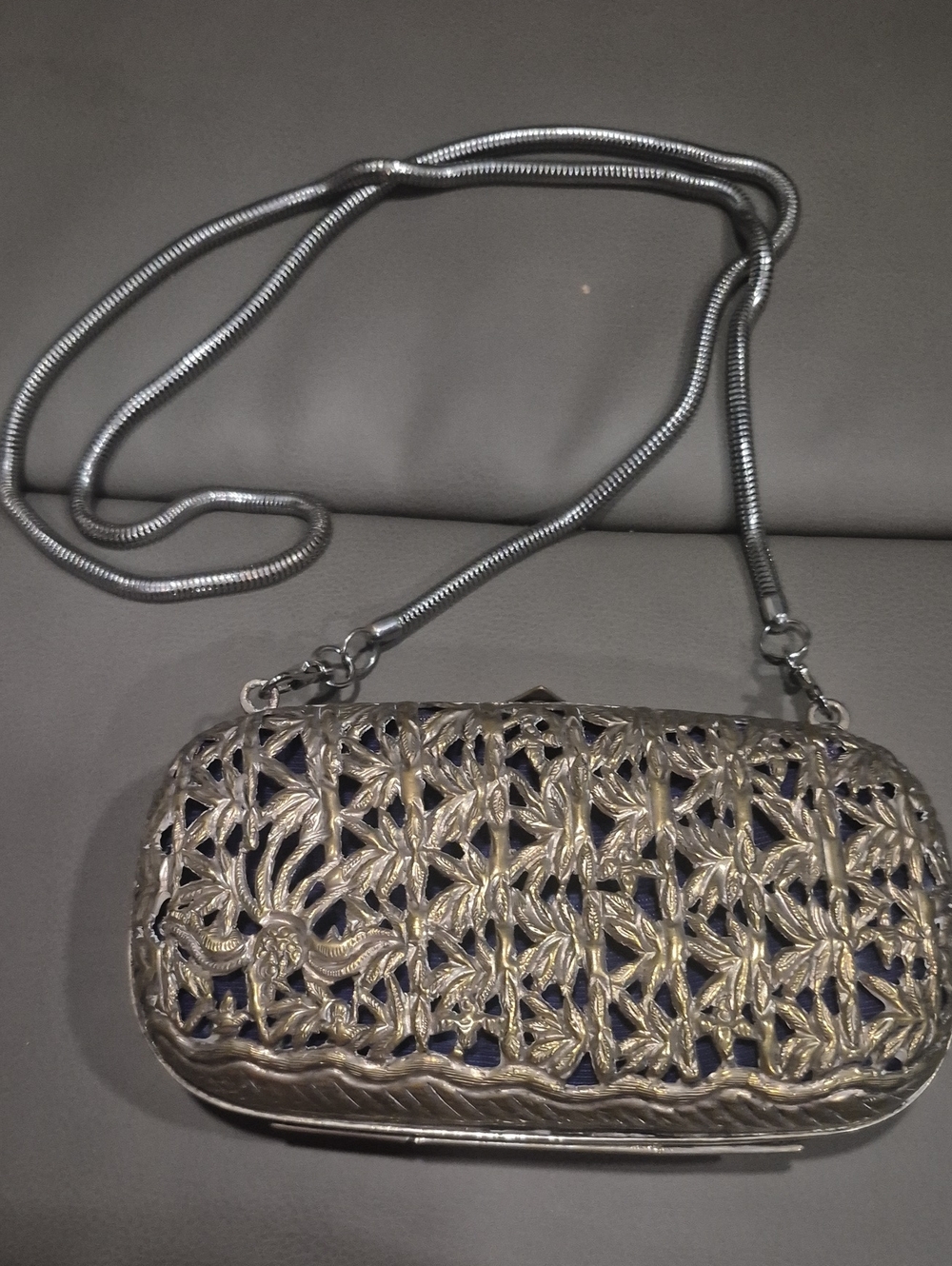 Metal Victorian Vintage Clutch Crossbody Bag